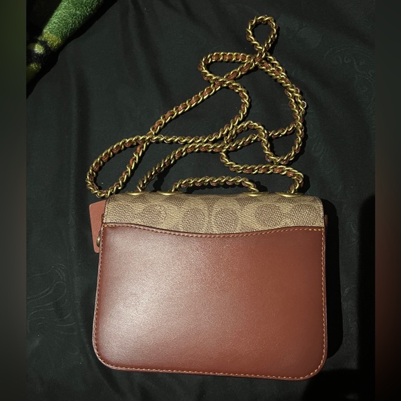 Coach Signature Madison Shoulder Bag 16 - Picture 2 of 5